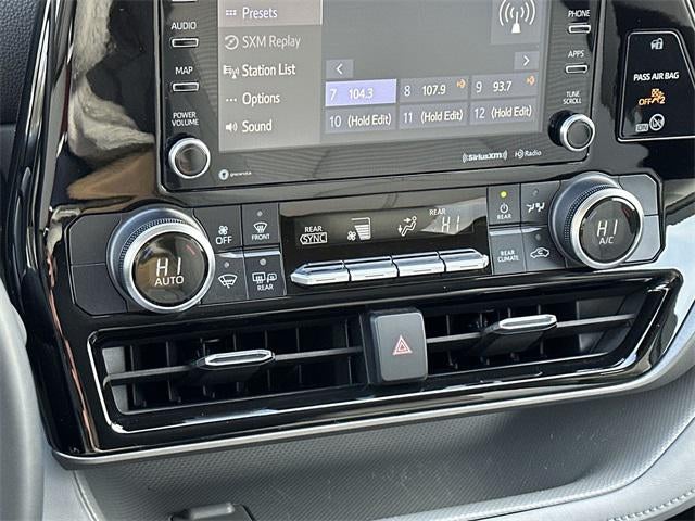 2021 Toyota Highlander Hybrid LE