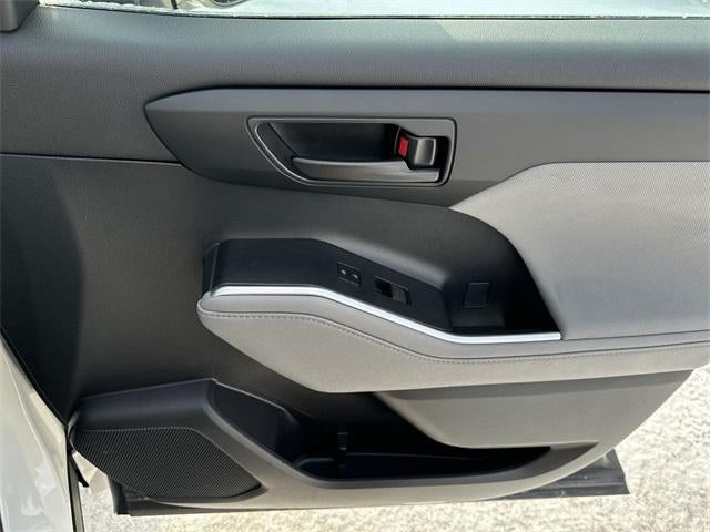 2021 Toyota Highlander Hybrid LE