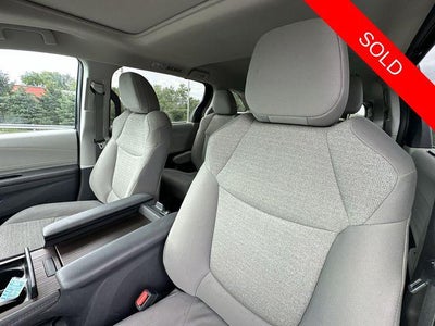 2024 Toyota Sienna LE