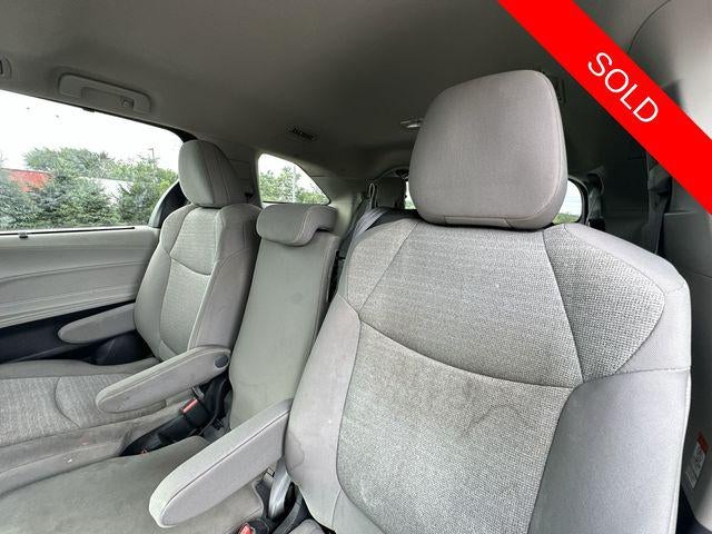 2024 Toyota Sienna LE
