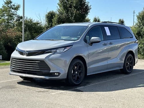 2026 Toyota Sienna Woodland Edition