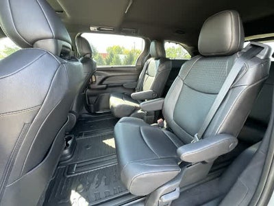 2026 Toyota Sienna Woodland Edition