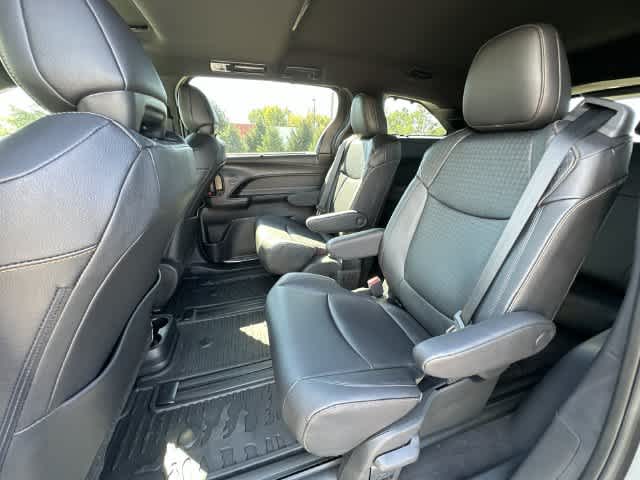 2026 Toyota Sienna Woodland Edition
