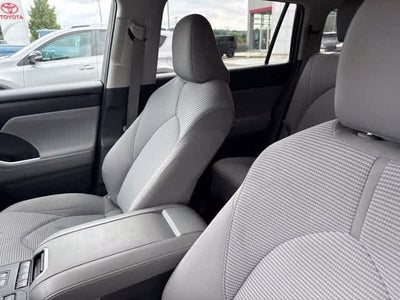 2022 Toyota Highlander L
