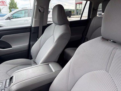 2022 Toyota Highlander L