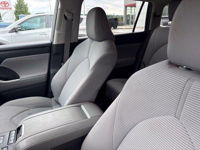 2022 Toyota Highlander L