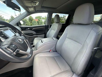 2016 Toyota Highlander Limited