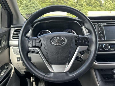 2016 Toyota Highlander Limited