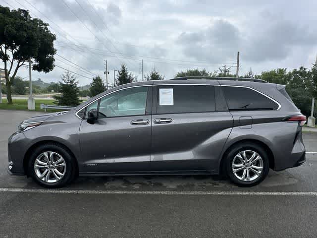 2021 Toyota Sienna XSE