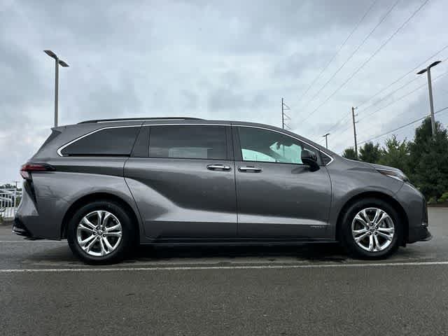 2021 Toyota Sienna XSE