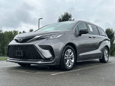 2021 Toyota Sienna XSE