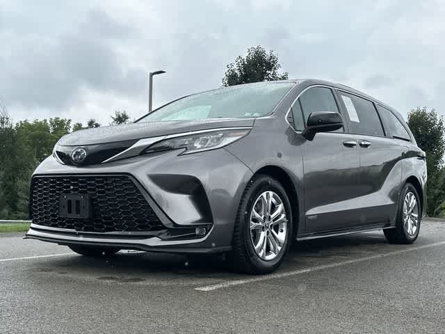 2021 Toyota Sienna XSE