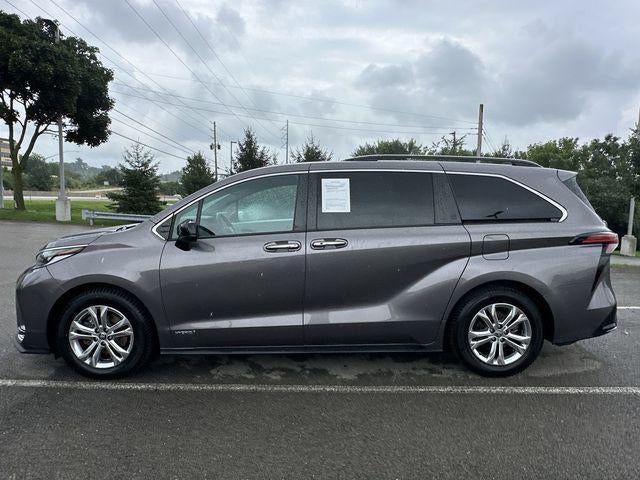 2021 Toyota Sienna XSE