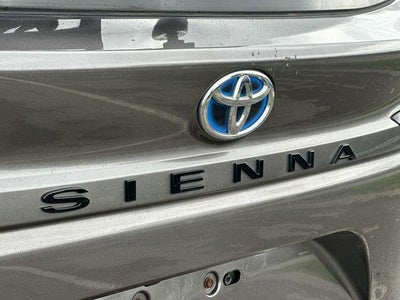 2021 Toyota Sienna XSE