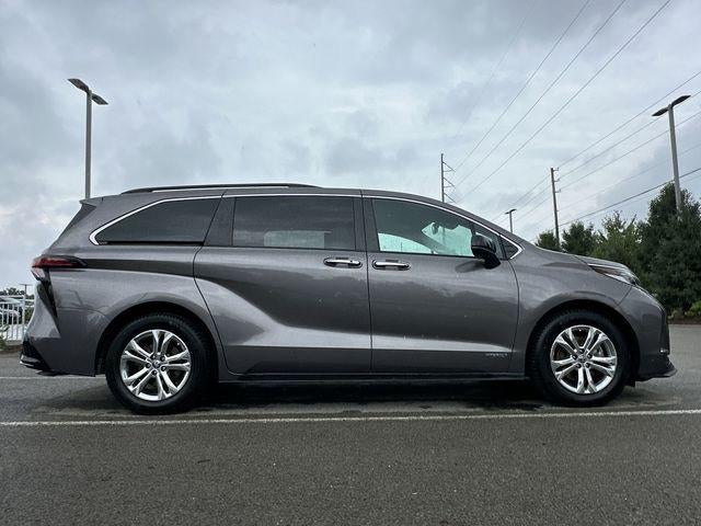 2021 Toyota Sienna XSE
