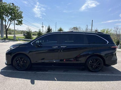 2024 Toyota Sienna XSE