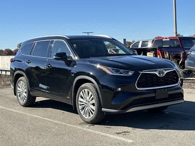 2025 Toyota Highlander Hybrid Platinum