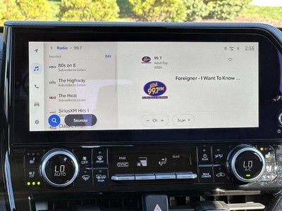 2025 Toyota Highlander Hybrid Platinum