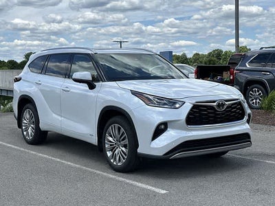2026 Toyota Highlander Hybrid Platinum