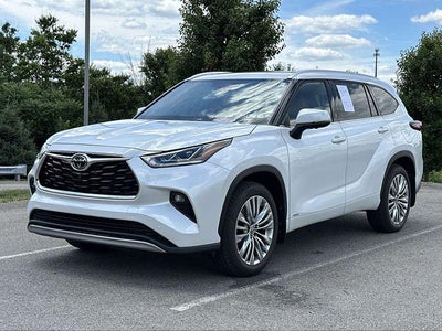 2026 Toyota Highlander Hybrid Platinum