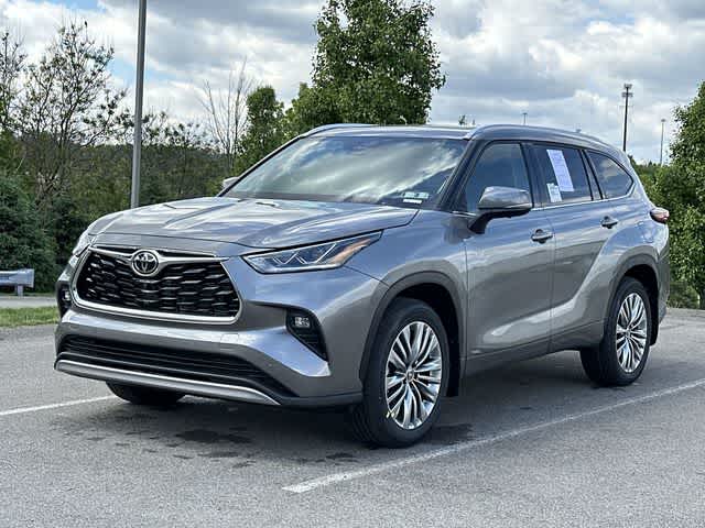 2026 Toyota Highlander Hybrid Platinum