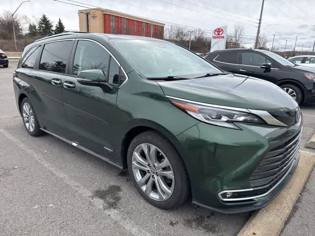 2021 Toyota Sienna Platinum