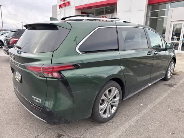 2021 Toyota Sienna Platinum