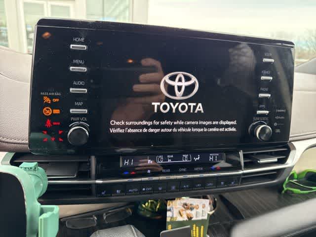 2021 Toyota Sienna Platinum