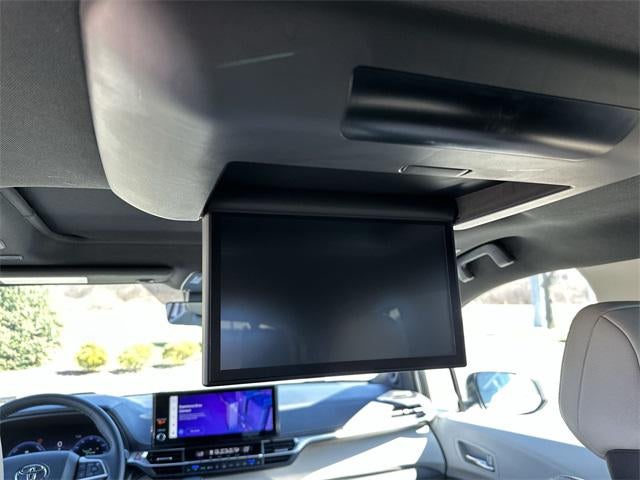 2025 Toyota Sienna Platinum