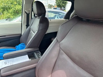 2023 Toyota Sienna Platinum
