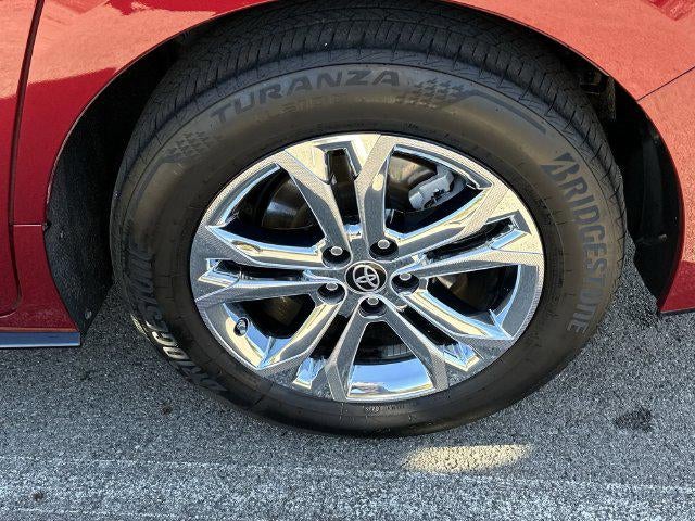 2023 Toyota Sienna Platinum