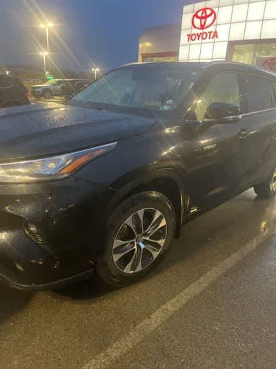 2021 Toyota Highlander Hybrid XLE