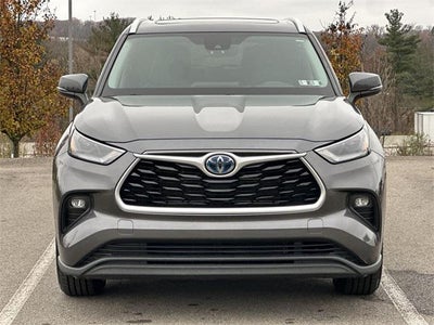2022 Toyota Highlander Hybrid XLE