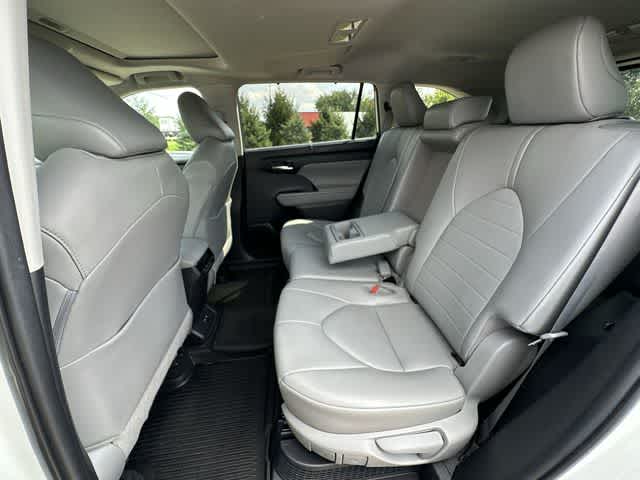2020 Toyota Highlander Hybrid XLE
