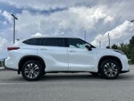 2020 Toyota Highlander Hybrid XLE