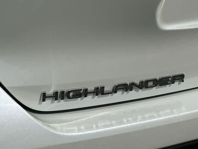 2020 Toyota Highlander Hybrid XLE