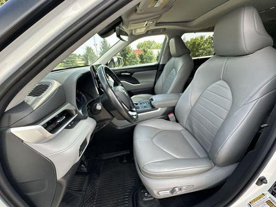 2020 Toyota Highlander Hybrid XLE