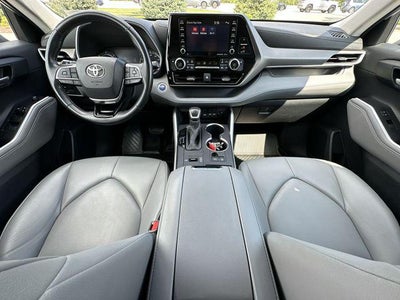 2020 Toyota Highlander Hybrid XLE