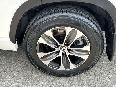 2020 Toyota Highlander Hybrid XLE