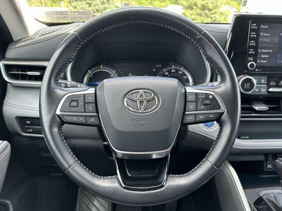 2020 Toyota Highlander Hybrid XLE