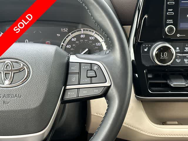 2022 Toyota Highlander XLE