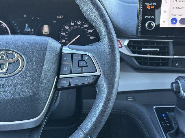 2025 Toyota Sienna XLE