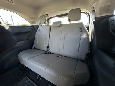 2025 Toyota Sienna XLE