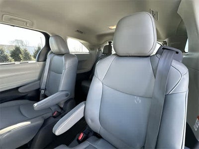 2021 Toyota Sienna XLE