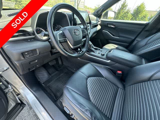 2022 Toyota Highlander XSE