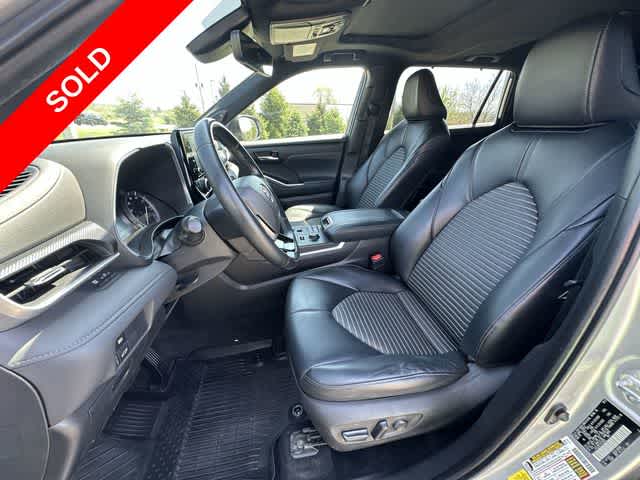 2022 Toyota Highlander XSE