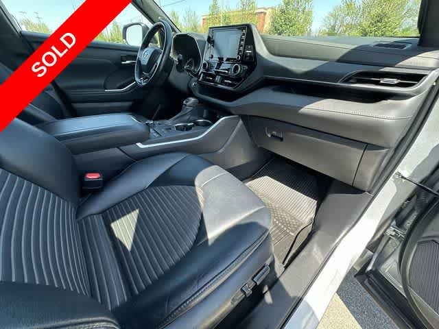 2022 Toyota Highlander XSE