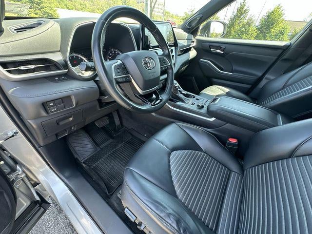 2022 Toyota Highlander XSE