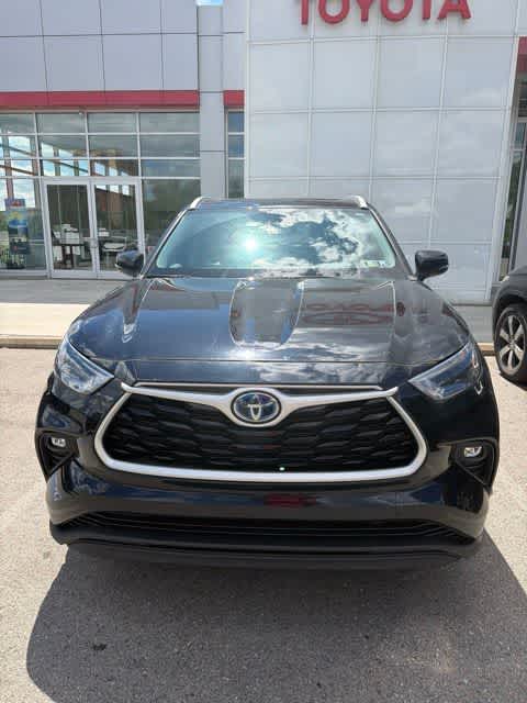2023 Toyota Highlander Hybrid XLE
