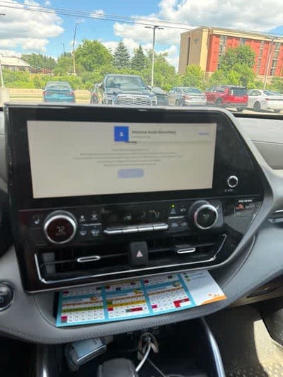 2023 Toyota Highlander Hybrid XLE